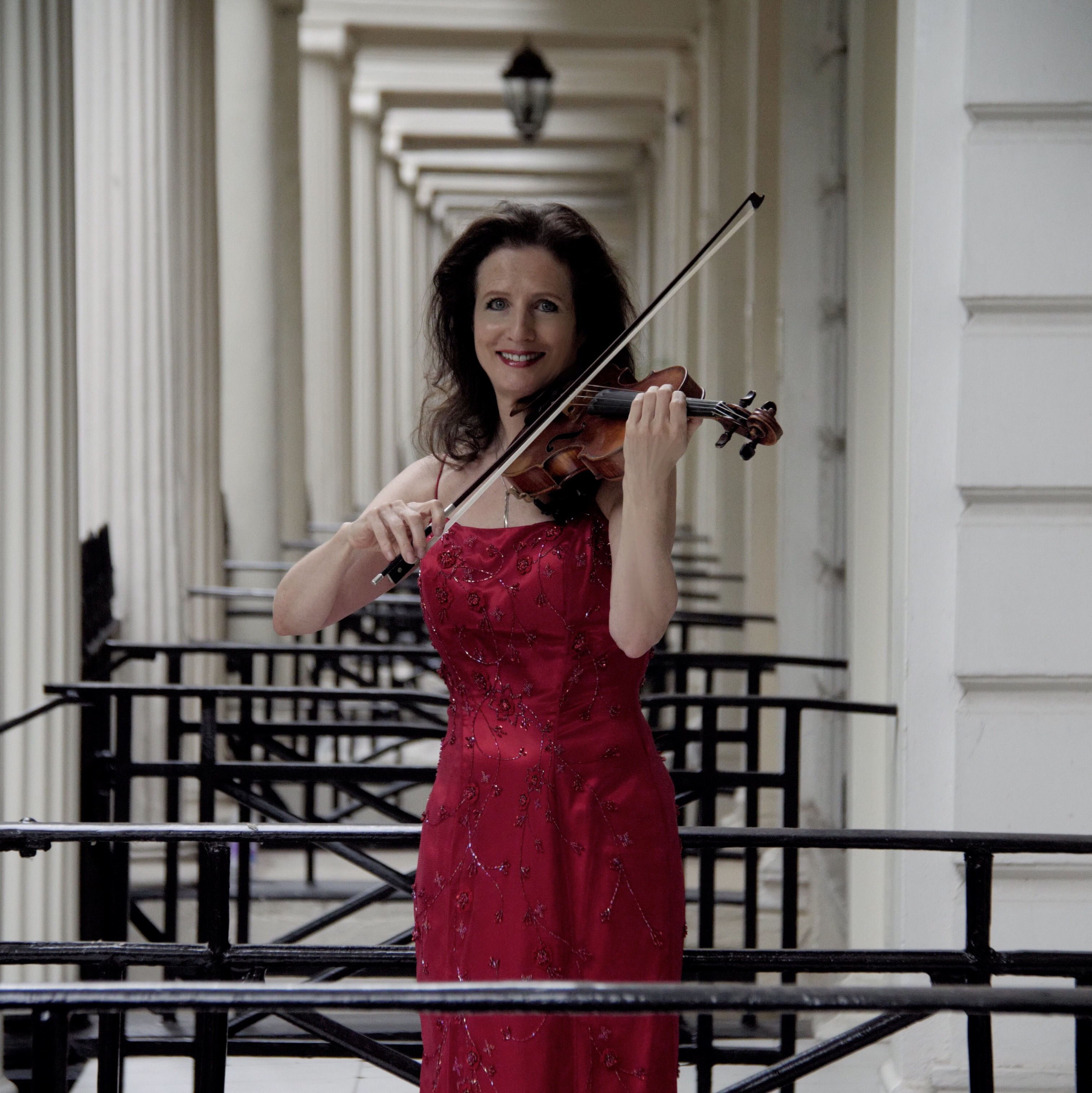 Meet the Artist……Madeleine Mitchell, violinist – The Cross-Eyed Pianist